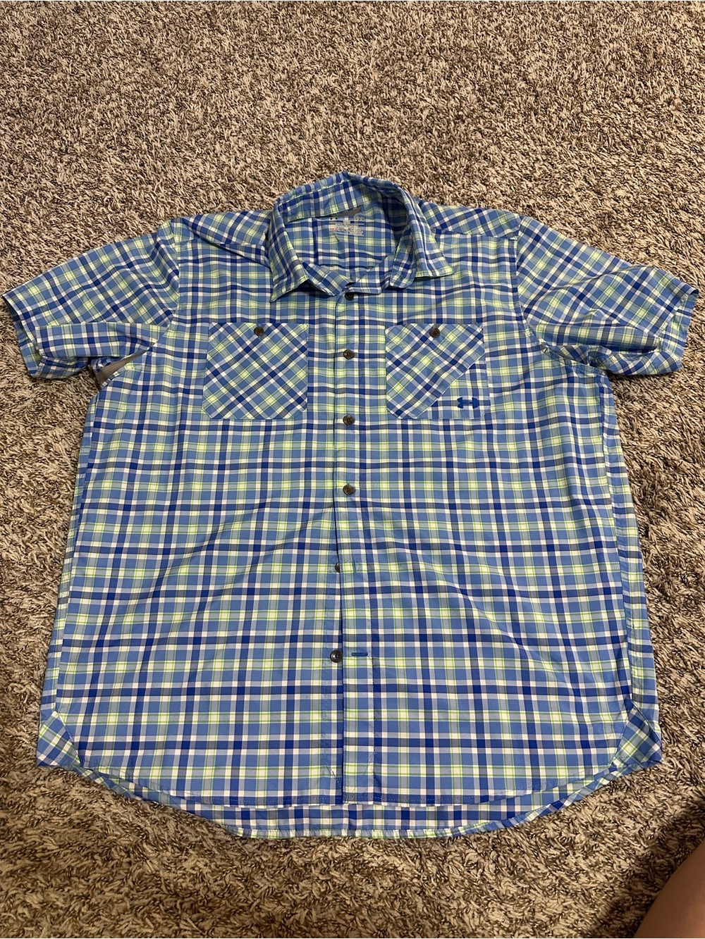 Under Armour men’s button front shirt